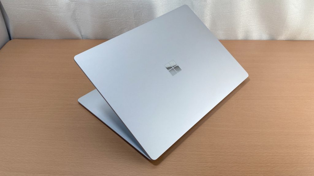 Surface Laptop