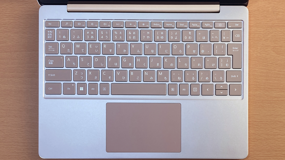 「Surface Laptop Go3」のキーボード・全体